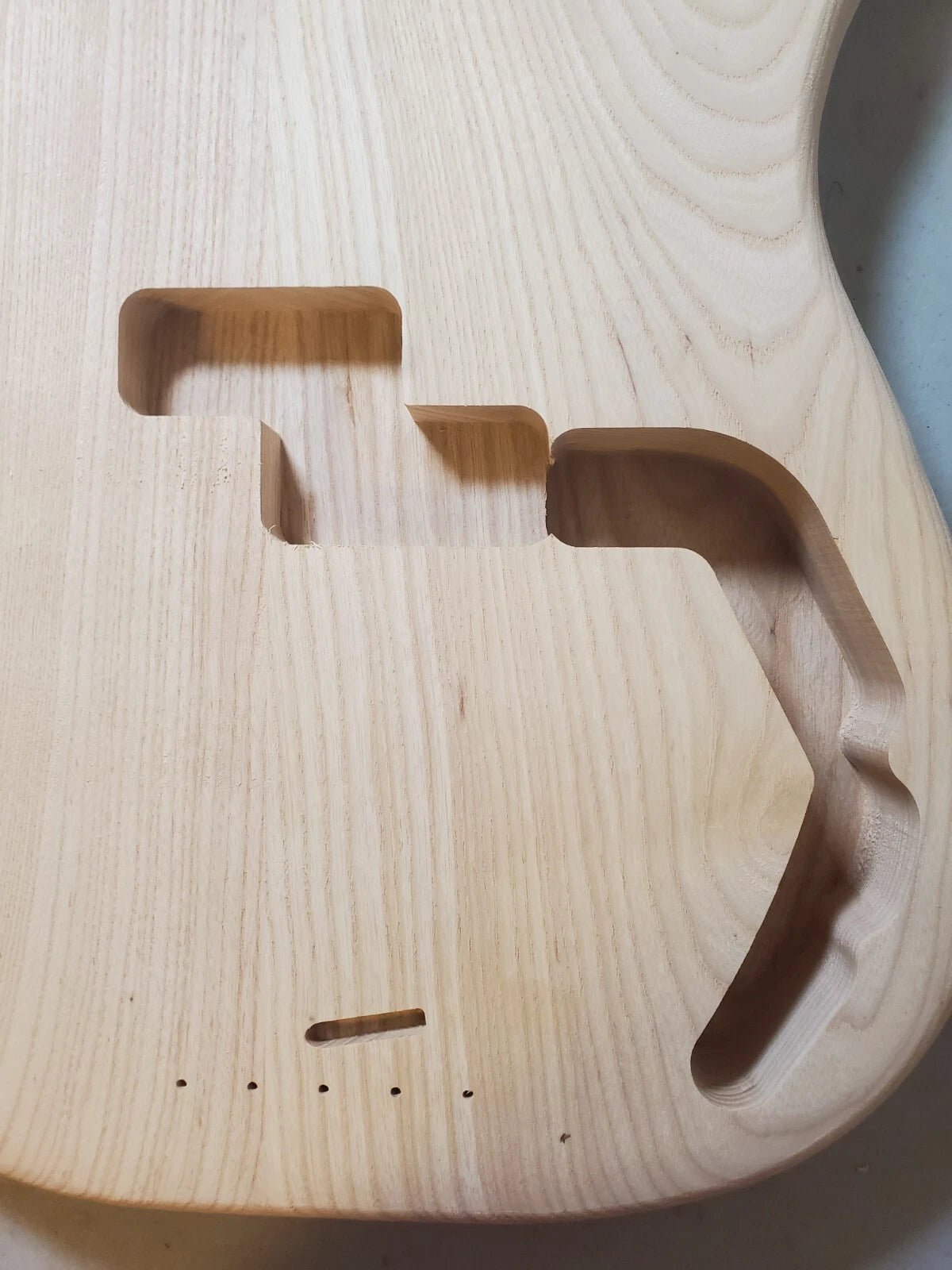 Precision Bass Body - Detail